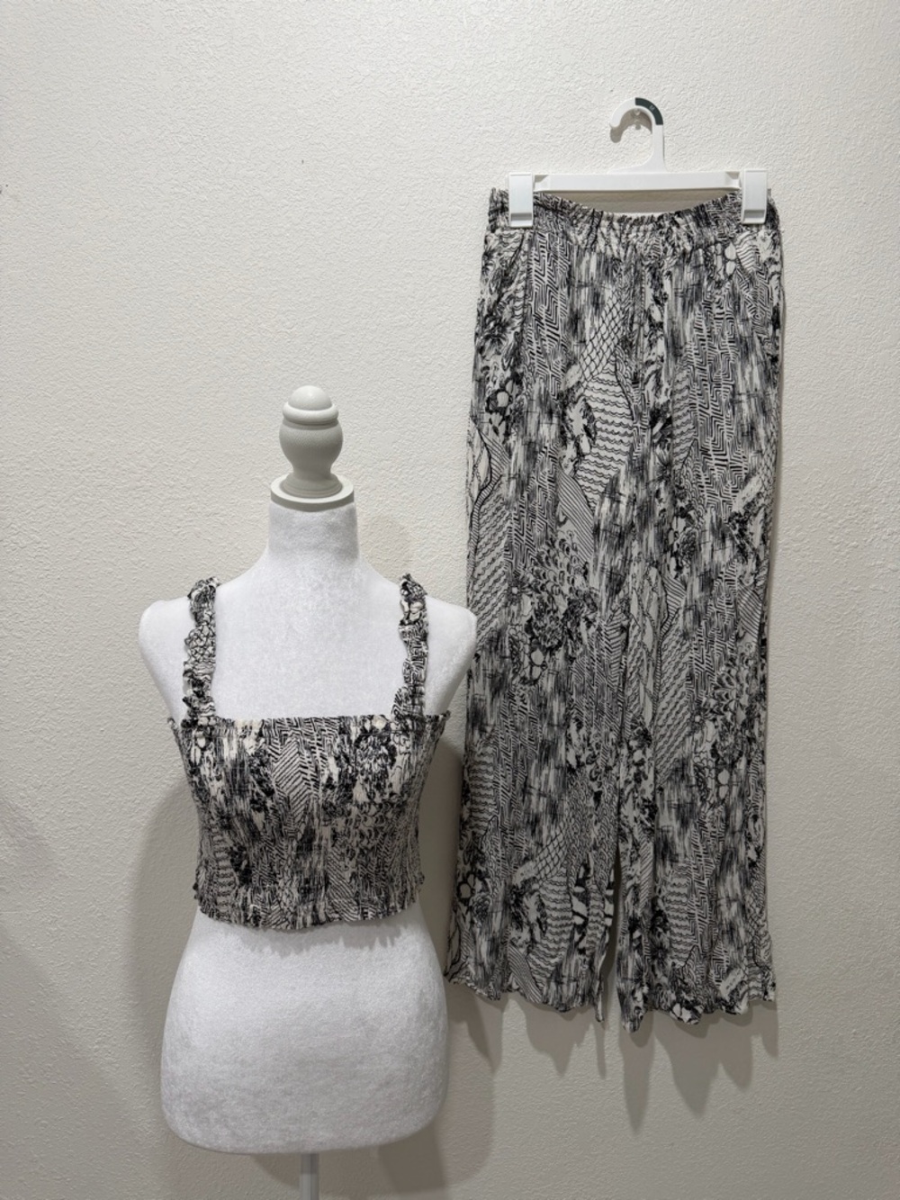 Paper Crane Black & White Printed Crop Top and Wide Leg Pants Set